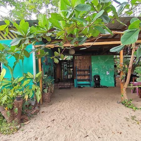 Oasis Hostel Puerto Viejo de Talamanca Exterior photo